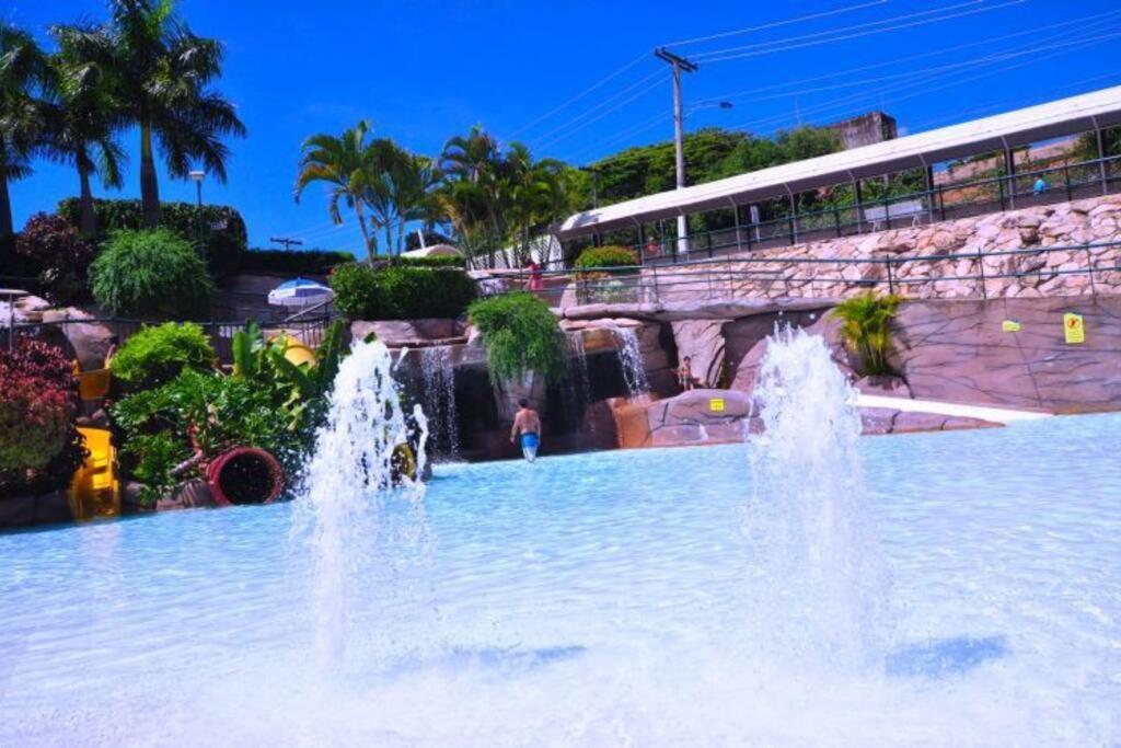 Piazza diRoma Acqua Park, Requinte e Diversão Apartamento Caldas Novas Exterior foto