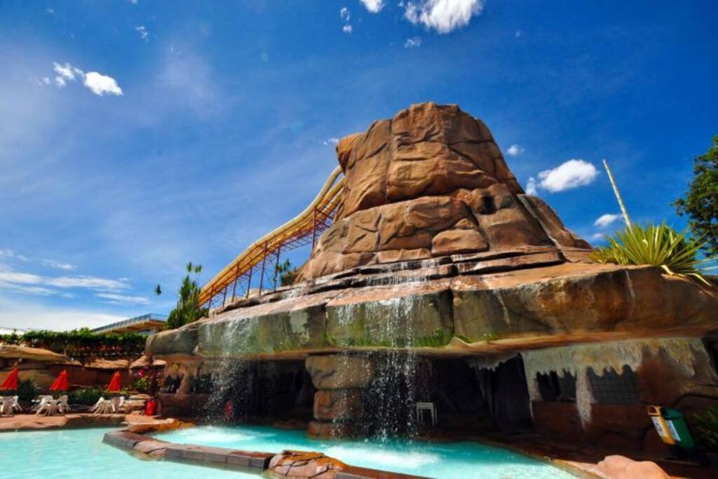 Piazza diRoma Acqua Park, Requinte e Diversão Caldas Novas Exterior foto